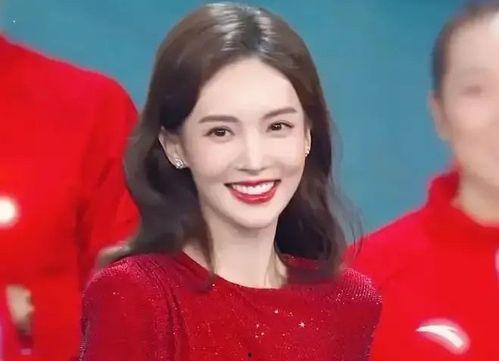 圈内爆料杨幂和李沁,娱乐圈新CP引热议  第2张